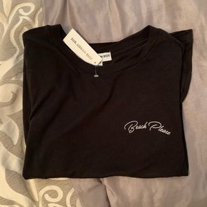 Beach please classic T-shirt